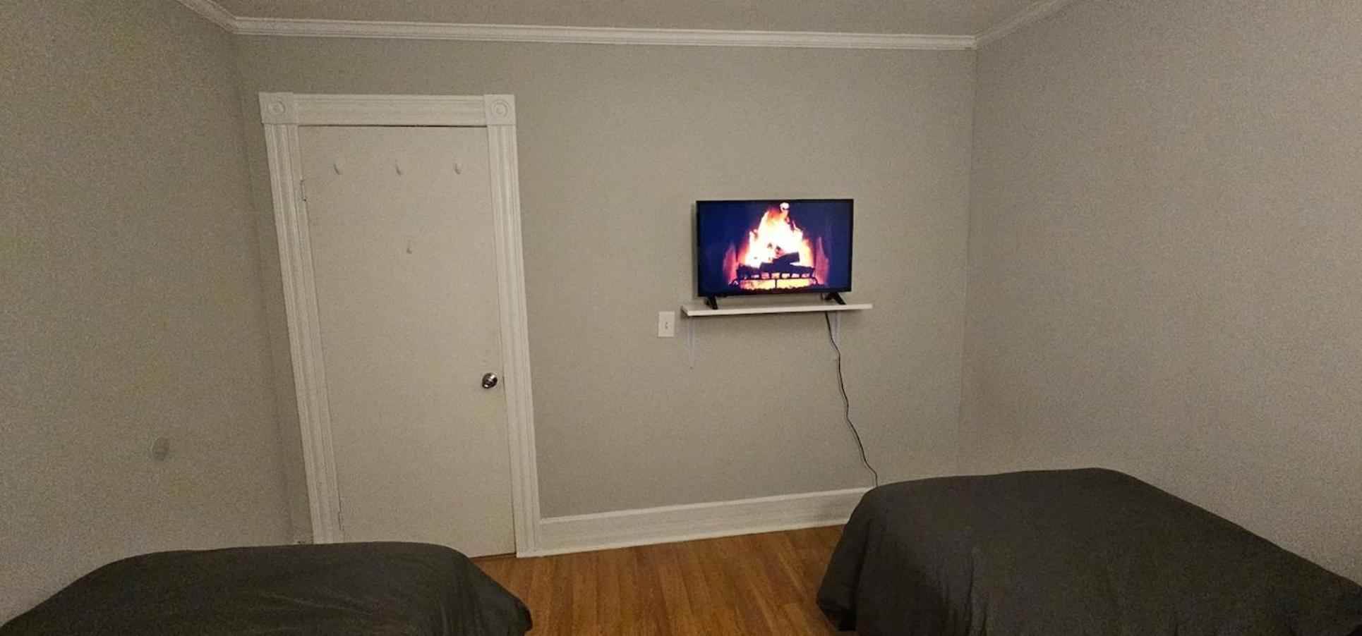 Private Apt In Middletown-Wesleyan 外观 照片